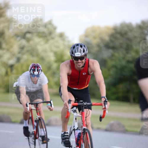 16.06.2024 - 26. Vierlanden-Triathlon Jannik Wohlers http://msf.ph/oto/6298130 16.06.2024 11:38:08 Radfahren 9, 138, 174, 256, 296, 306, 348, 411 meine-sportfotos.de