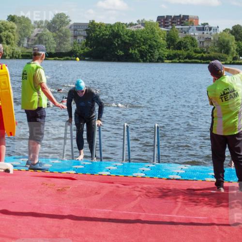 16.06.2024 - 7 Türme Triathlon KatJ http://msf.ph/oto/6298182 16.06.2024 11:12:54 Schwimmen 32, 148, 160, 209 meine-sportfotos.de