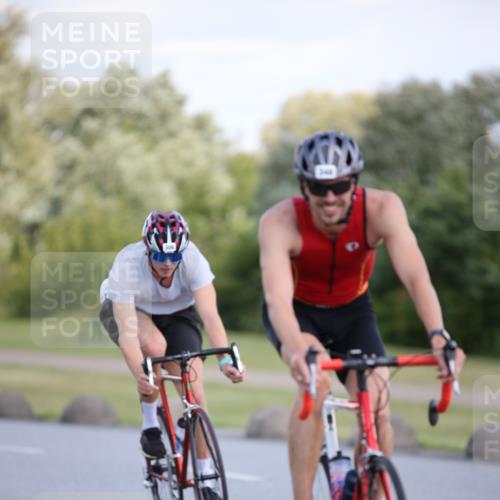 16.06.2024 - 26. Vierlanden-Triathlon Jannik Wohlers http://msf.ph/oto/6298275 16.06.2024 11:38:08 Radfahren 9, 138, 174, 256, 296, 306, 348, 411 meine-sportfotos.de