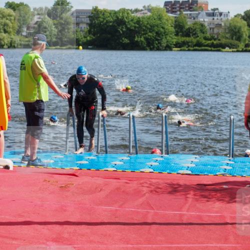 16.06.2024 - 7 Türme Triathlon KatJ http://msf.ph/oto/6298287 16.06.2024 11:13:16 Schwimmen 32, 148, 152, 157, 188, 209, 259, 295 meine-sportfotos.de