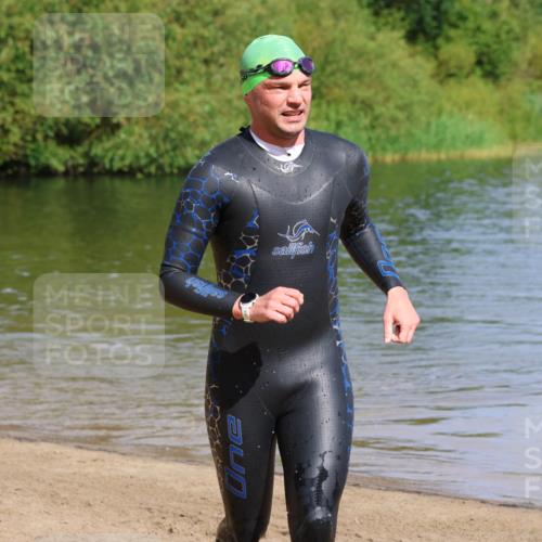 16.06.2024 - 26. Vierlanden-Triathlon Strokosch-Dieckow http://msf.ph/oto/6298312 16.06.2024 09:41:48 Schwimmen 3, 106, 3, 106 meine-sportfotos.de