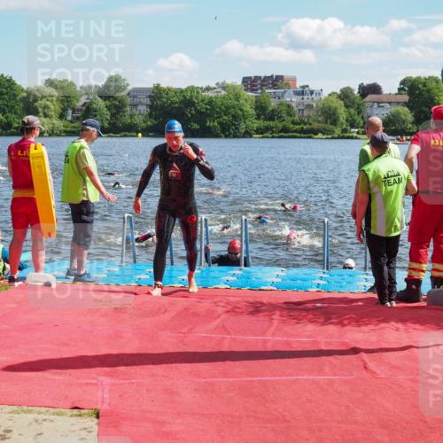 16.06.2024 - 7 Türme Triathlon KatJ http://msf.ph/oto/6298334 16.06.2024 11:13:19 Schwimmen 32, 148, 152, 157, 164, 188, 209, 259, 295 meine-sportfotos.de