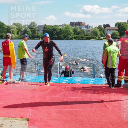 16.06.2024 - 7 Türme Triathlon KatJ http://msf.ph/oto/6298338 16.06.2024 11:13:19 Schwimmen 32, 148, 152, 157, 164, 188, 209, 259, 295 meine-sportfotos.de