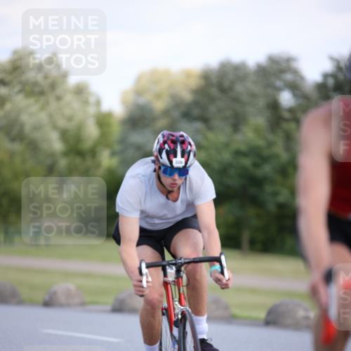 16.06.2024 - 26. Vierlanden-Triathlon Jannik Wohlers http://msf.ph/oto/6298342 16.06.2024 11:38:09 Radfahren 9, 138, 174, 256, 296, 306, 348, 411 meine-sportfotos.de