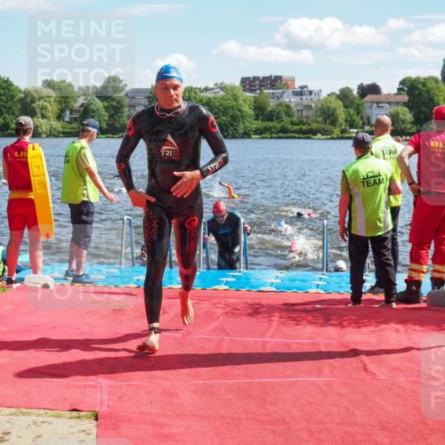 16.06.2024 - 7 Türme Triathlon KatJ http://msf.ph/oto/6298364 16.06.2024 11:13:20 Schwimmen 32, 40, 148, 152, 157, 164, 188, 209, 259, 295 meine-sportfotos.de