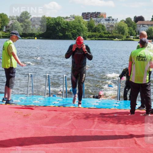 16.06.2024 - 7 Türme Triathlon KatJ http://msf.ph/oto/6298381 16.06.2024 11:13:23 Schwimmen 32, 40, 148, 152, 157, 164, 188, 209, 259, 295 meine-sportfotos.de