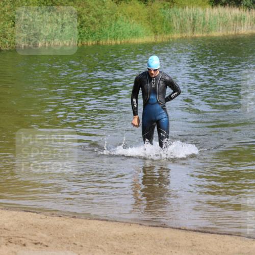 16.06.2024 - 26. Vierlanden-Triathlon Strokosch-Dieckow http://msf.ph/oto/6298419 16.06.2024 09:42:00 Schwimmen 3, 147, 3, 147 meine-sportfotos.de