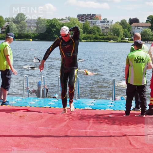 16.06.2024 - 7 Türme Triathlon KatJ http://msf.ph/oto/6298448 16.06.2024 11:13:27 Schwimmen 32, 40, 148, 152, 157, 164, 188, 209, 259, 279, 295 meine-sportfotos.de