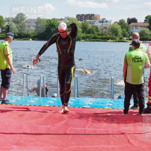 16.06.2024 - 7 Türme Triathlon KatJ http://msf.ph/oto/6298450 16.06.2024 11:13:27 Schwimmen 32, 40, 148, 152, 157, 164, 188, 209, 259, 279, 295 meine-sportfotos.de