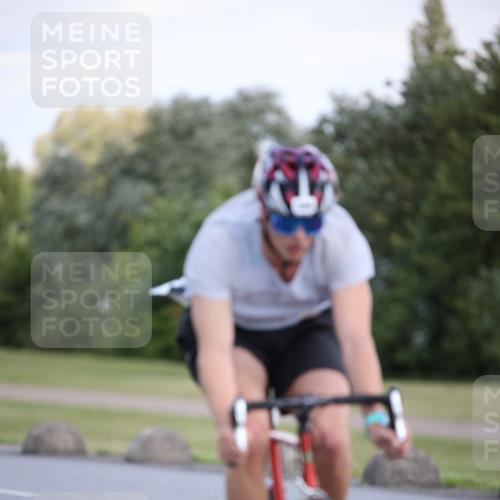 16.06.2024 - 26. Vierlanden-Triathlon Jannik Wohlers http://msf.ph/oto/6298453 16.06.2024 11:38:09 Radfahren 9, 138, 174, 256, 296, 306, 348, 411 meine-sportfotos.de