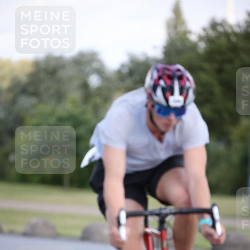 16.06.2024 - 26. Vierlanden-Triathlon Jannik Wohlers http://msf.ph/oto/6298474 16.06.2024 11:38:09 Radfahren 9, 138, 174, 256, 296, 306, 348, 411 meine-sportfotos.de