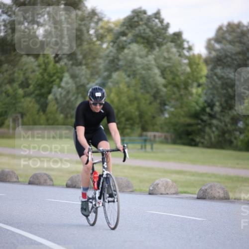 16.06.2024 - 26. Vierlanden-Triathlon Jannik Wohlers http://msf.ph/oto/6298503 16.06.2024 11:38:19 Radfahren 129, 145, 196, 324 meine-sportfotos.de