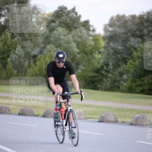 16.06.2024 - 26. Vierlanden-Triathlon Jannik Wohlers http://msf.ph/oto/6298528 16.06.2024 11:38:19 Radfahren 129, 145, 196, 324 meine-sportfotos.de