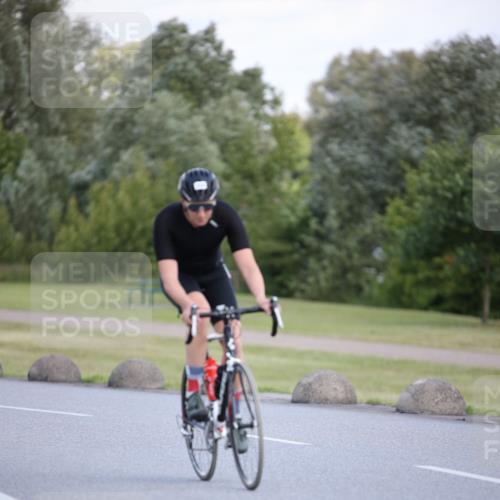 16.06.2024 - 26. Vierlanden-Triathlon Jannik Wohlers http://msf.ph/oto/6298539 16.06.2024 11:38:19 Radfahren 129, 145, 196, 324 meine-sportfotos.de
