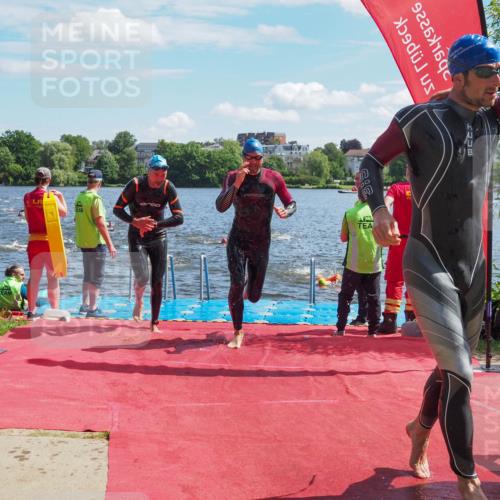 16.06.2024 - 7 Türme Triathlon KatJ http://msf.ph/oto/6298571 16.06.2024 11:13:36 Schwimmen 40, 152, 157, 164, 171, 188, 253, 259, 279, 295 meine-sportfotos.de