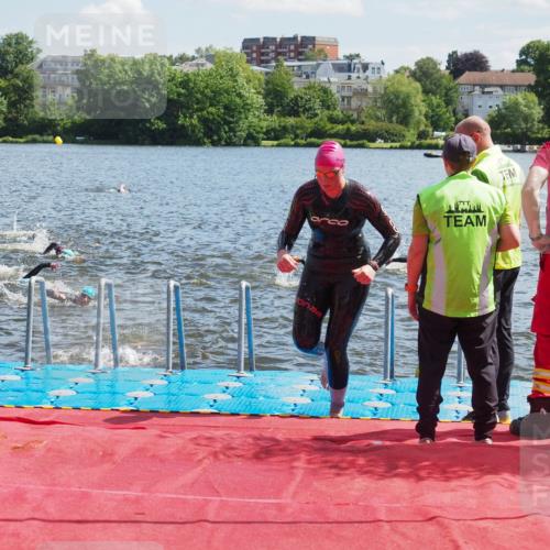 16.06.2024 - 7 Türme Triathlon KatJ http://msf.ph/oto/6298648 16.06.2024 11:13:42 Schwimmen 40, 48, 152, 157, 164, 171, 188, 253, 259, 279, 295 meine-sportfotos.de