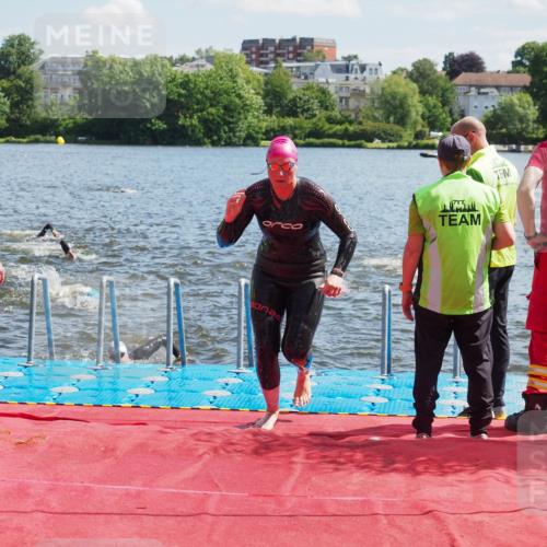 16.06.2024 - 7 Türme Triathlon KatJ http://msf.ph/oto/6298662 16.06.2024 11:13:43 Schwimmen 40, 48, 152, 157, 164, 171, 188, 253, 259, 279, 291, 295 meine-sportfotos.de