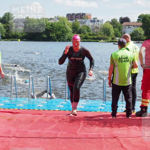 16.06.2024 - 7 Türme Triathlon KatJ http://msf.ph/oto/6298666 16.06.2024 11:13:43 Schwimmen 40, 48, 152, 157, 164, 171, 188, 253, 259, 279, 291, 295 meine-sportfotos.de