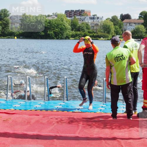 16.06.2024 - 7 Türme Triathlon KatJ http://msf.ph/oto/6298713 16.06.2024 11:13:48 Schwimmen 40, 48, 152, 157, 164, 171, 253, 259, 279, 291 meine-sportfotos.de