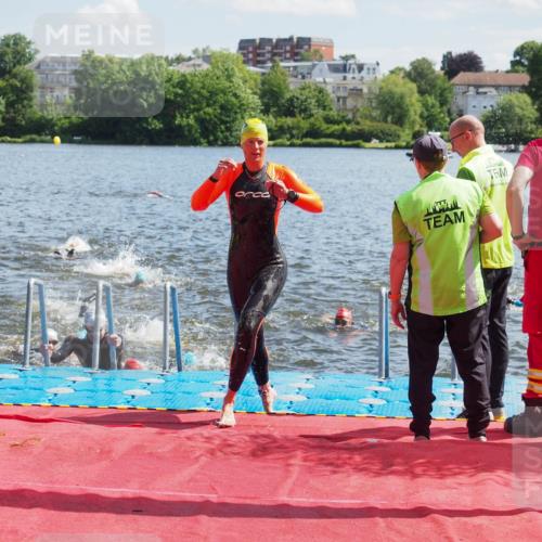 16.06.2024 - 7 Türme Triathlon KatJ http://msf.ph/oto/6298731 16.06.2024 11:13:48 Schwimmen 40, 48, 152, 157, 164, 171, 253, 259, 279, 291 meine-sportfotos.de