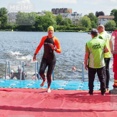 16.06.2024 - 7 Türme Triathlon KatJ http://msf.ph/oto/6298739 16.06.2024 11:13:48 Schwimmen 40, 48, 152, 157, 164, 171, 253, 259, 279, 291 meine-sportfotos.de