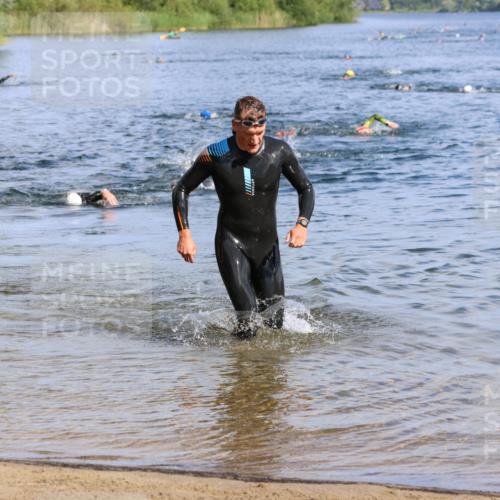16.06.2024 - 26. Vierlanden-Triathlon Strokosch-Dieckow http://msf.ph/oto/6298741 16.06.2024 09:42:11 Schwimmen 145, 147, 145, 147 meine-sportfotos.de