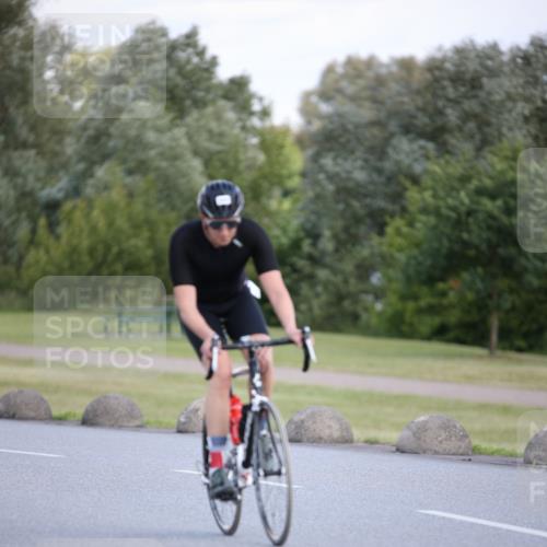 16.06.2024 - 26. Vierlanden-Triathlon Jannik Wohlers http://msf.ph/oto/6298770 16.06.2024 11:38:19 Radfahren 129, 145, 196, 324 meine-sportfotos.de
