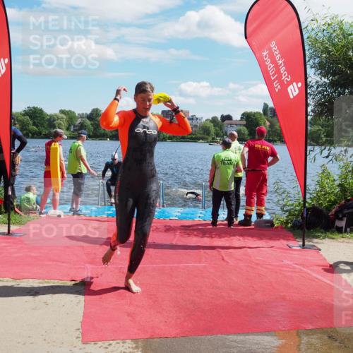 16.06.2024 - 7 Türme Triathlon KatJ http://msf.ph/oto/6298772 16.06.2024 11:13:51 Schwimmen 40, 48, 152, 164, 171, 253, 259, 279, 291 meine-sportfotos.de