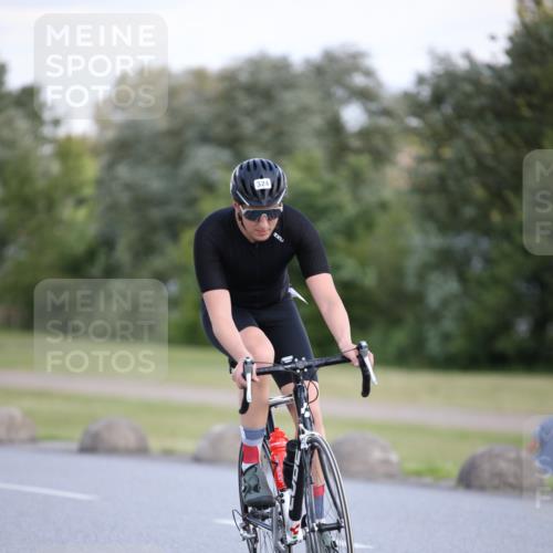 16.06.2024 - 26. Vierlanden-Triathlon Jannik Wohlers http://msf.ph/oto/6298829 16.06.2024 11:38:20 Radfahren 129, 145, 196, 324 meine-sportfotos.de