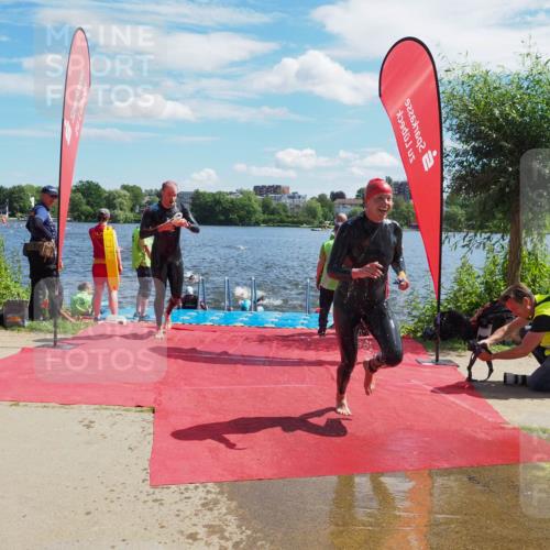 16.06.2024 - 7 Türme Triathlon KatJ http://msf.ph/oto/6298837 16.06.2024 11:13:56 Schwimmen 40, 48, 164, 171, 229, 253, 259, 279, 291 meine-sportfotos.de