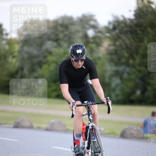 16.06.2024 - 26. Vierlanden-Triathlon Jannik Wohlers http://msf.ph/oto/6298844 16.06.2024 11:38:20 Radfahren 129, 145, 196, 324 meine-sportfotos.de