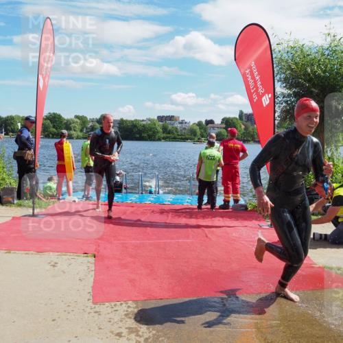 16.06.2024 - 7 Türme Triathlon KatJ http://msf.ph/oto/6298845 16.06.2024 11:13:56 Schwimmen 40, 48, 164, 171, 229, 253, 259, 279, 291 meine-sportfotos.de