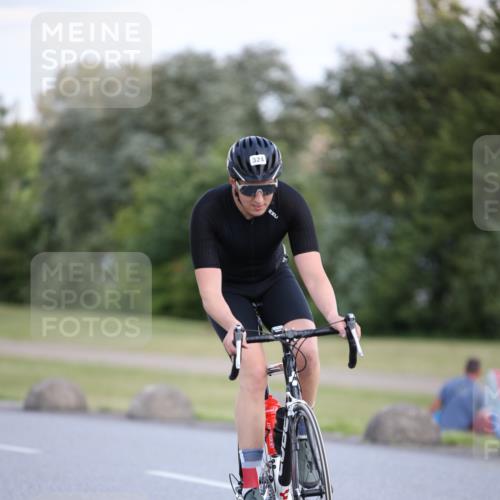 16.06.2024 - 26. Vierlanden-Triathlon Jannik Wohlers http://msf.ph/oto/6298851 16.06.2024 11:38:20 Radfahren 129, 145, 196, 324 meine-sportfotos.de