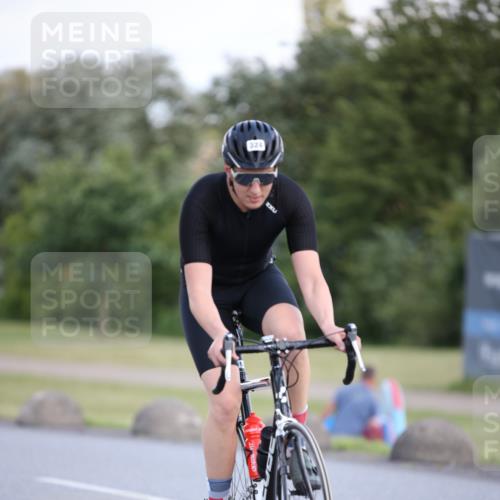 16.06.2024 - 26. Vierlanden-Triathlon Jannik Wohlers http://msf.ph/oto/6298883 16.06.2024 11:38:20 Radfahren 129, 145, 196, 324 meine-sportfotos.de