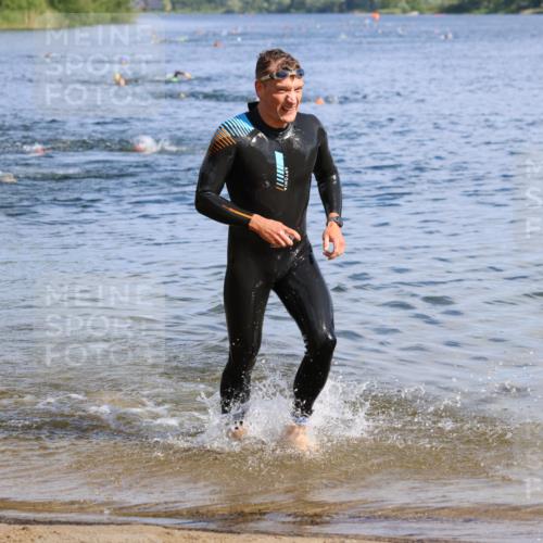 16.06.2024 - 26. Vierlanden-Triathlon Strokosch-Dieckow http://msf.ph/oto/6298891 16.06.2024 09:42:13 Schwimmen 145, 147, 145, 147 meine-sportfotos.de