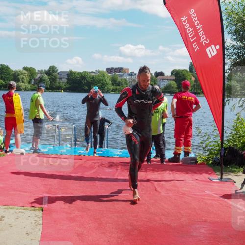 16.06.2024 - 7 Türme Triathlon KatJ http://msf.ph/oto/6298920 16.06.2024 11:14:03 Schwimmen 40, 48, 164, 171, 229, 253, 279, 291 meine-sportfotos.de