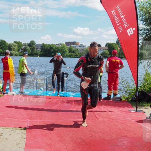 16.06.2024 - 7 Türme Triathlon KatJ http://msf.ph/oto/6298924 16.06.2024 11:14:03 Schwimmen 40, 48, 164, 171, 229, 253, 279, 291 meine-sportfotos.de