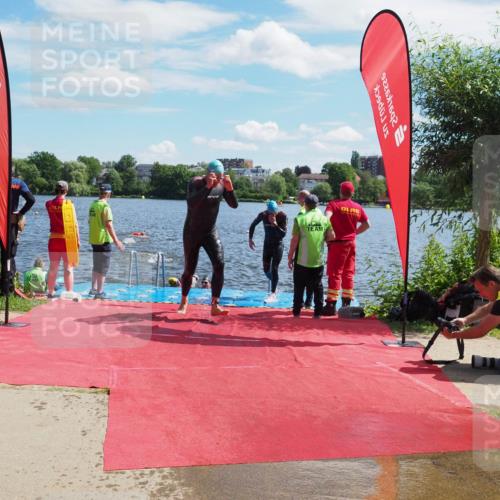 16.06.2024 - 7 Türme Triathlon KatJ http://msf.ph/oto/6299000 16.06.2024 11:14:10 Schwimmen 48, 171, 229, 253, 279, 291 meine-sportfotos.de