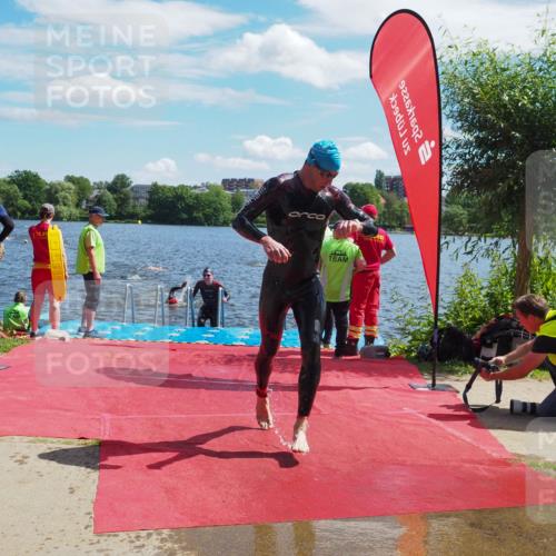 16.06.2024 - 7 Türme Triathlon KatJ http://msf.ph/oto/6299048 16.06.2024 11:14:12 Schwimmen 48, 171, 229, 253, 291 meine-sportfotos.de