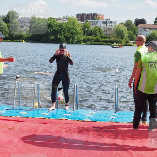 16.06.2024 - 7 Türme Triathlon KatJ http://msf.ph/oto/6299057 16.06.2024 11:14:14 Schwimmen 48, 171, 229, 253, 291 meine-sportfotos.de
