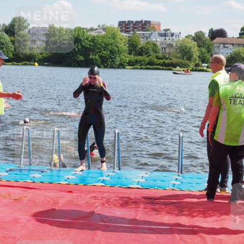 16.06.2024 - 7 Türme Triathlon KatJ http://msf.ph/oto/6299059 16.06.2024 11:14:14 Schwimmen 48, 171, 229, 253, 291 meine-sportfotos.de