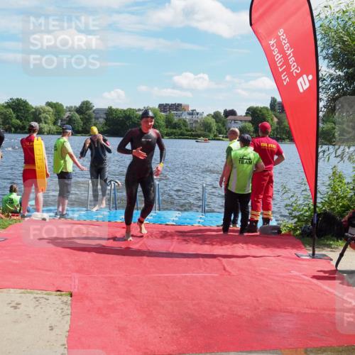 16.06.2024 - 7 Türme Triathlon KatJ http://msf.ph/oto/6299087 16.06.2024 11:14:18 Schwimmen 48, 229, 253, 291 meine-sportfotos.de
