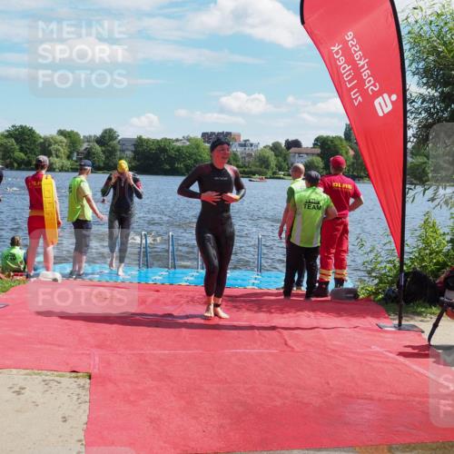 16.06.2024 - 7 Türme Triathlon KatJ http://msf.ph/oto/6299097 16.06.2024 11:14:19 Schwimmen 48, 229, 253, 291 meine-sportfotos.de