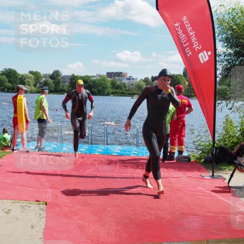 16.06.2024 - 7 Türme Triathlon KatJ http://msf.ph/oto/6299115 16.06.2024 11:14:20 Schwimmen 48, 229, 291 meine-sportfotos.de