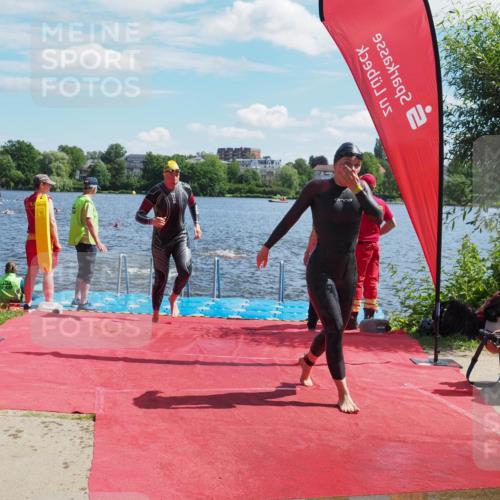 16.06.2024 - 7 Türme Triathlon KatJ http://msf.ph/oto/6299118 16.06.2024 11:14:20 Schwimmen 48, 229, 291 meine-sportfotos.de