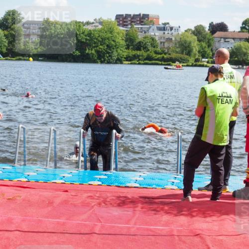 16.06.2024 - 7 Türme Triathlon KatJ http://msf.ph/oto/6299137 16.06.2024 11:14:24 Schwimmen 48, 229, 260, 291 meine-sportfotos.de