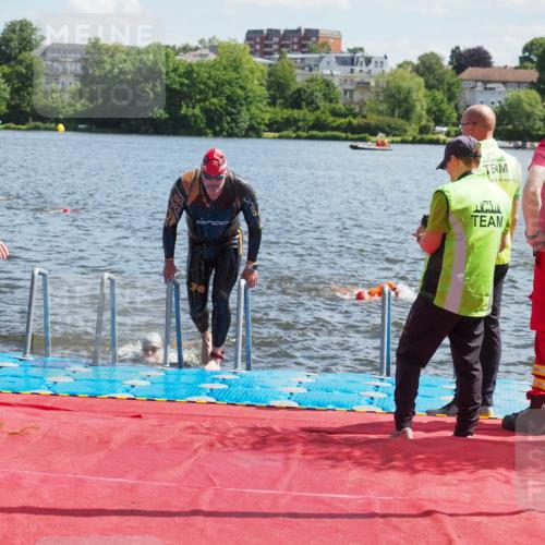 16.06.2024 - 7 Türme Triathlon KatJ http://msf.ph/oto/6299160 16.06.2024 11:14:25 Schwimmen 229, 260, 291 meine-sportfotos.de