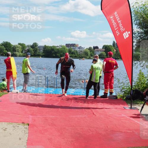 16.06.2024 - 7 Türme Triathlon KatJ http://msf.ph/oto/6299163 16.06.2024 11:14:27 Schwimmen 229, 260, 291 meine-sportfotos.de