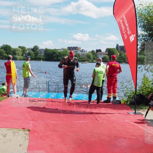 16.06.2024 - 7 Türme Triathlon KatJ http://msf.ph/oto/6299179 16.06.2024 11:14:27 Schwimmen 229, 260, 291 meine-sportfotos.de