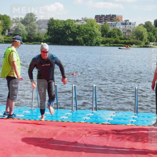 16.06.2024 - 7 Türme Triathlon KatJ http://msf.ph/oto/6299247 16.06.2024 11:14:35 Schwimmen 229, 260 meine-sportfotos.de